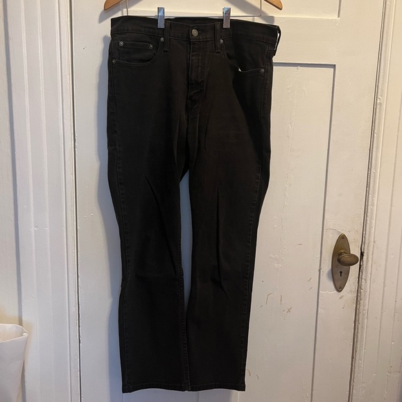 Black Men’s Levi’s Straight Leg Jeans. - Picture 1 of 3